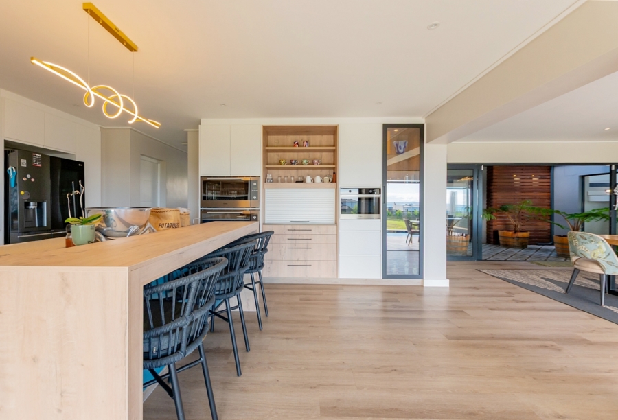 4 Bedroom Property for Sale in Myburgh Park Western Cape